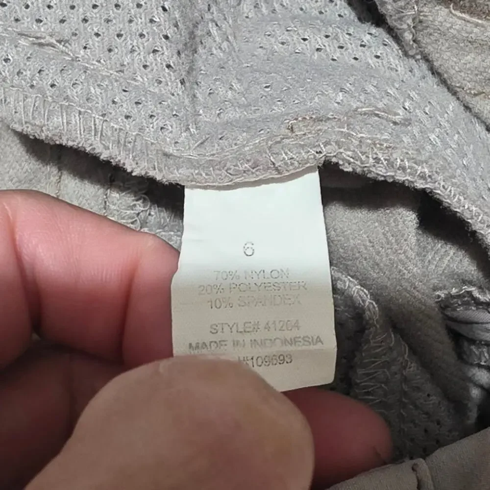 Athleta Taupe Mini Skirt with Zip Pockets SIZE 6